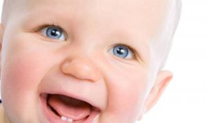 Розвиток зубів у вашого малюка